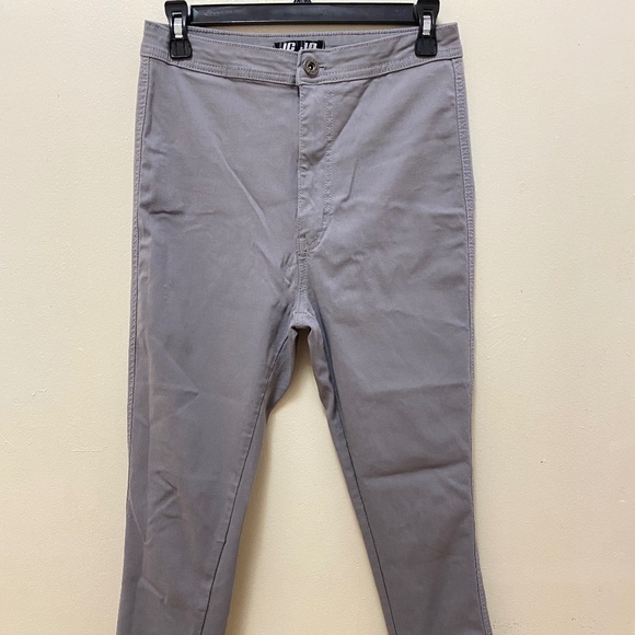 Gray pants - Picture 1 of 6
